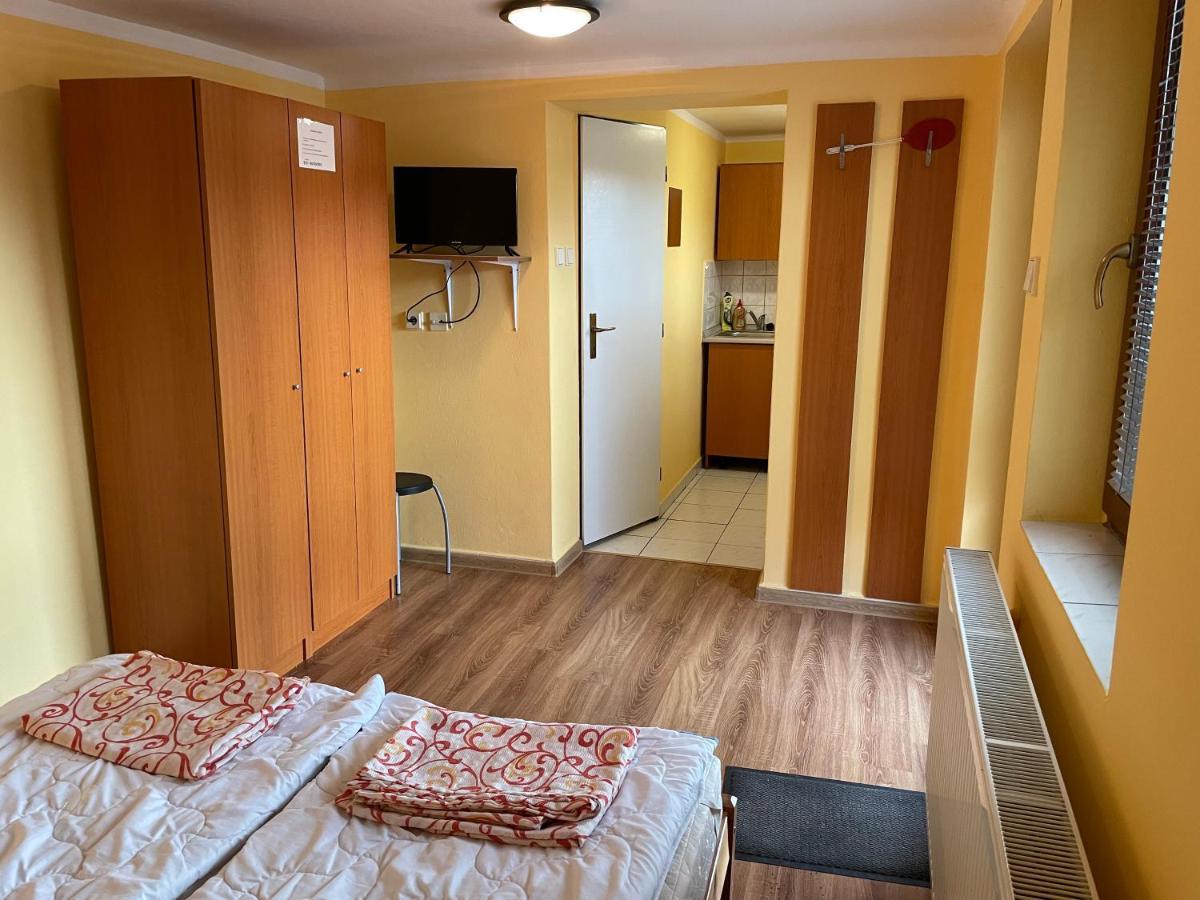 Apartmany Forro Rybarska Velky Meder Luaran gambar