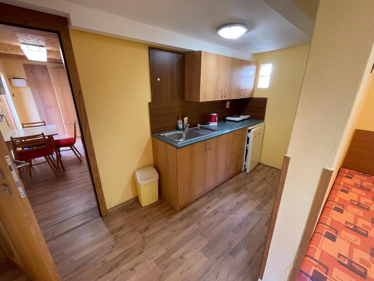Apartmany Forro Rybarska Velky Meder Luaran gambar