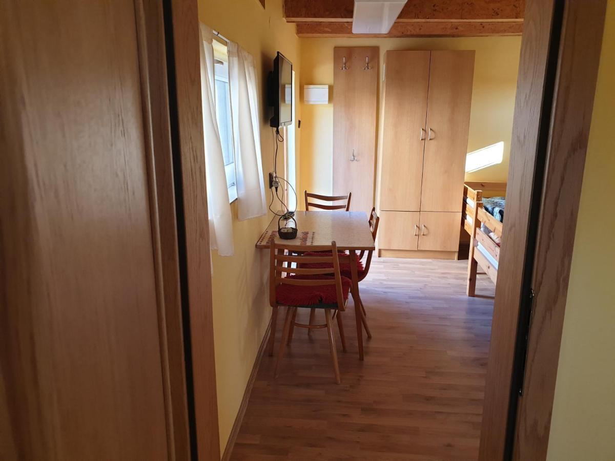 Apartmany Forro Rybarska Velky Meder Luaran gambar