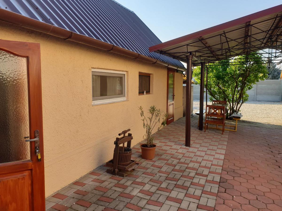 Apartmany Forro Rybarska Velky Meder Luaran gambar